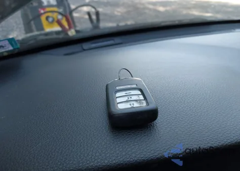 2015 Honda Accord Hybrid Ex-L из США, поврежденный, VIN 1HGCR6F56FA004180